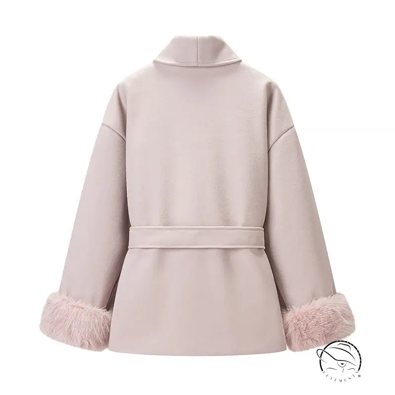 Elegant langry fashion blush wool coat with belted waist and pink fur trim