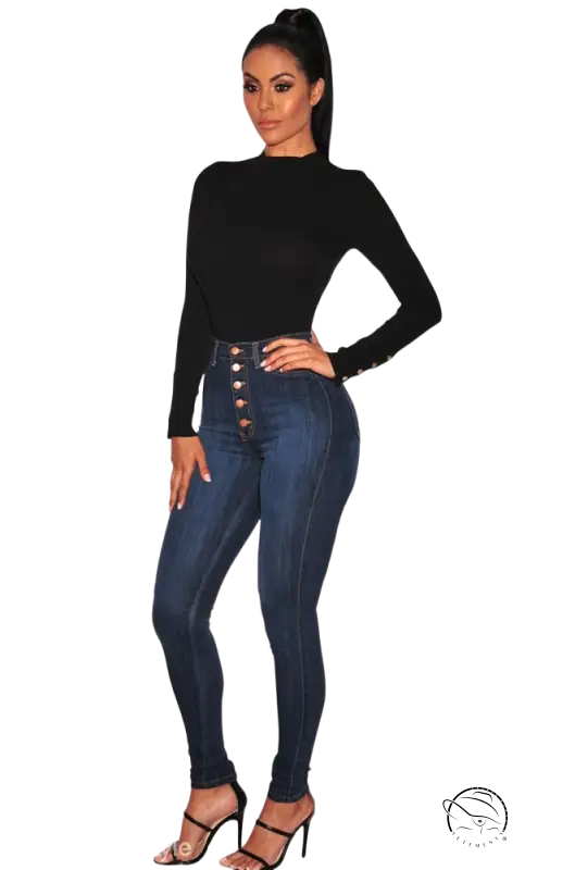 Woman in skinny denim blue casual top and high-waisted jeans