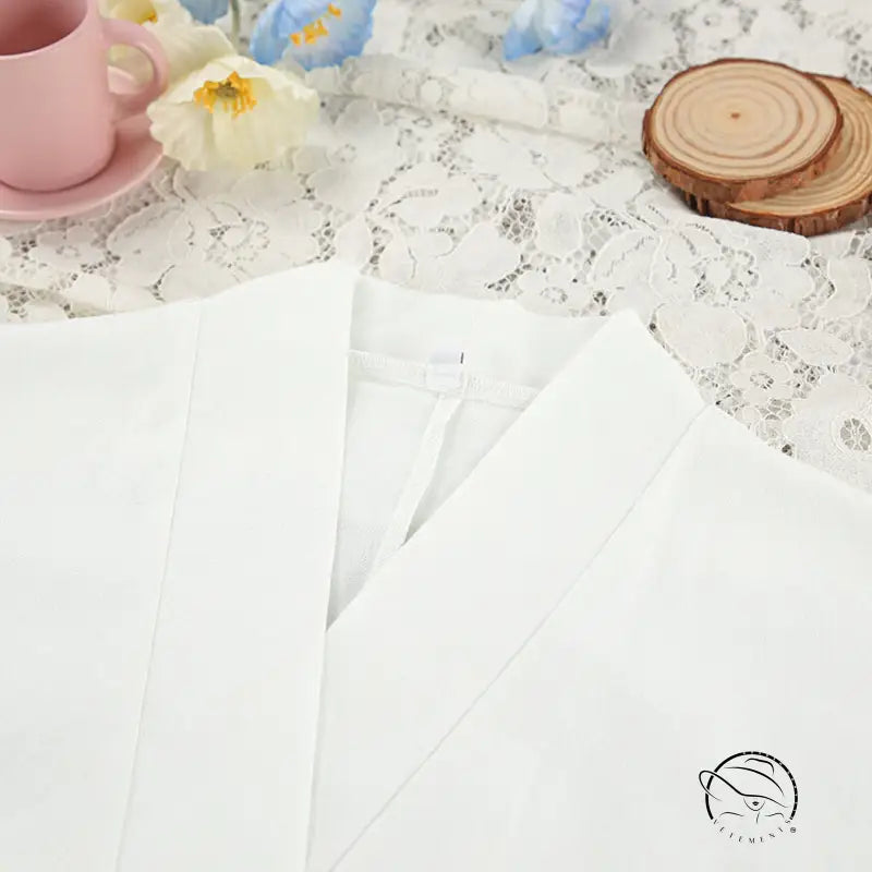 White lace-trimmed v-neck blouse with pleating, langry fashion nightgown