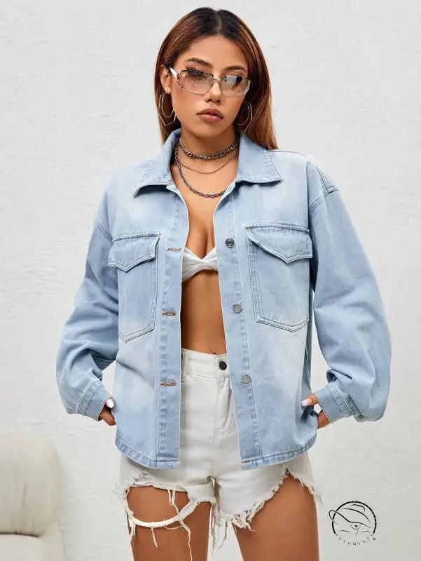 Fashionable light wash denim coat with flap pockets by Langry