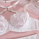 White lace Sao Three Point Teasing Lingerie bra with floral patterns