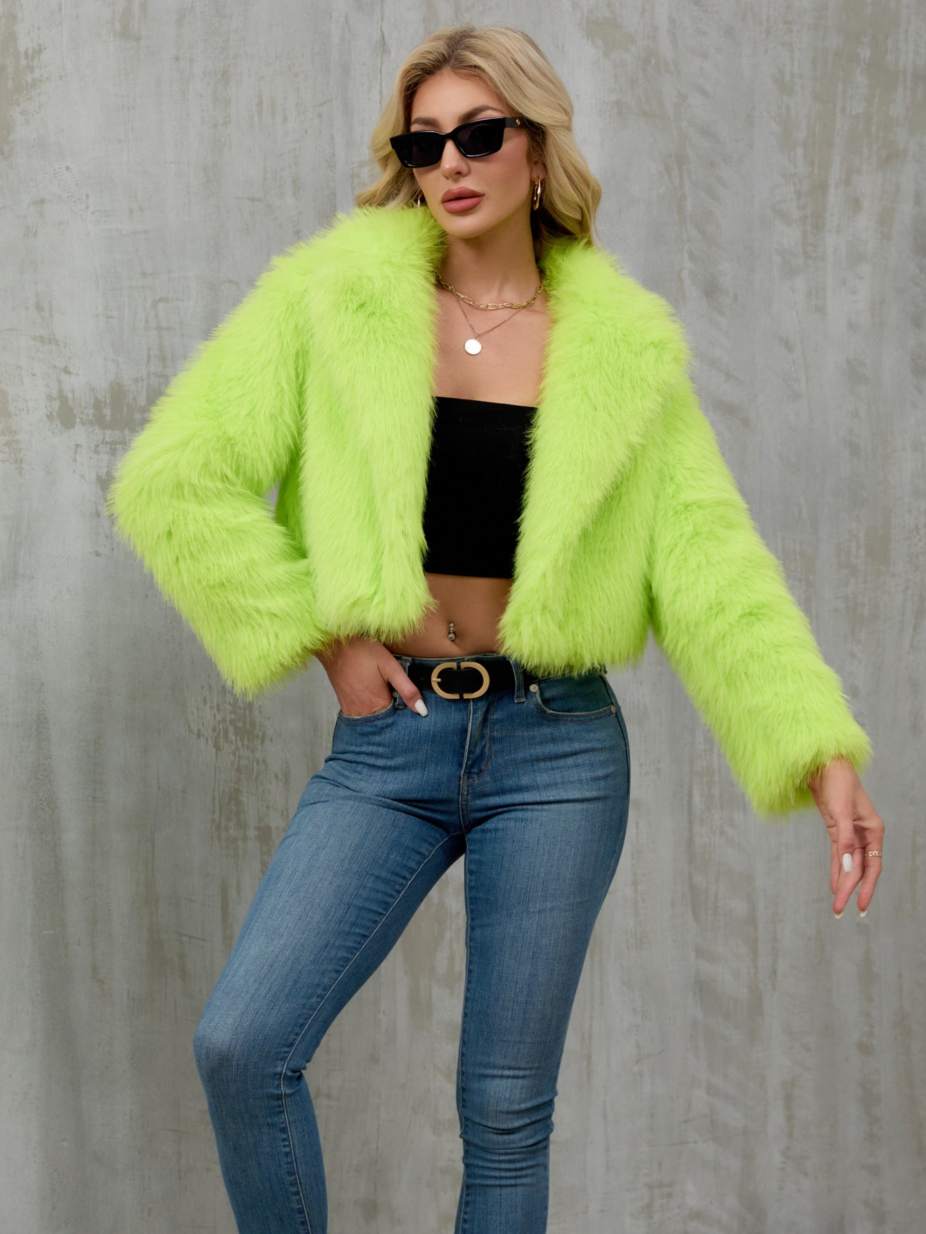 Vibrant neon green faux fur cropped jacket with fluffy Langry fashion collar