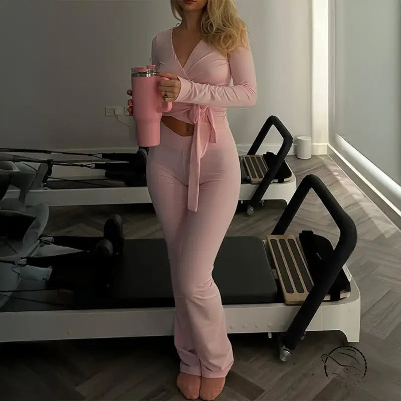 Pink langry fashion top and yoga pants set with tied belt