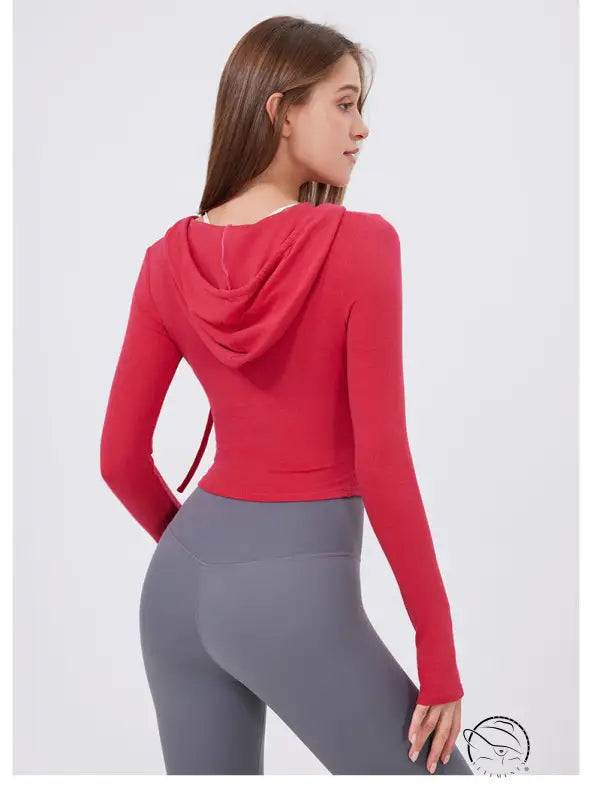 Vibrant red slim fit slimming hoodie with drawstring hood for sweet wear workout