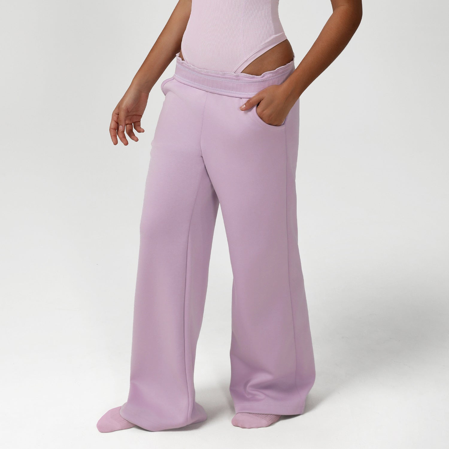 Langry lavender loose casual sports sweatpants with fold-over waistband, pockets, and stretchy fabric for fashion ملابس