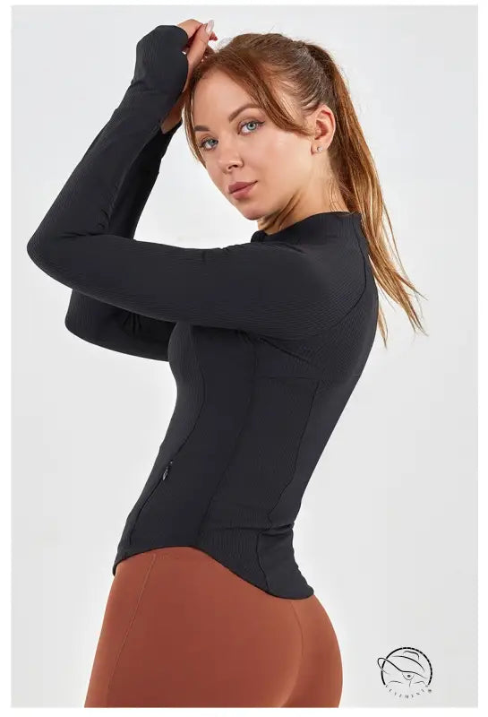 Black stand-up collar slim fit yoga clothes for women with high neckline