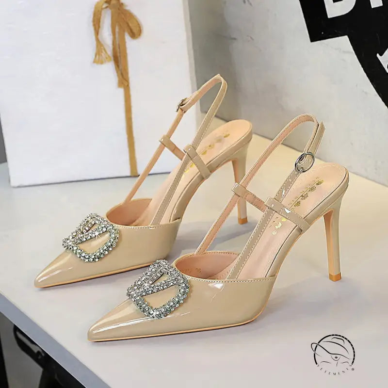 Classy High Heels: beige patent leather sandals with rhinestone buckles