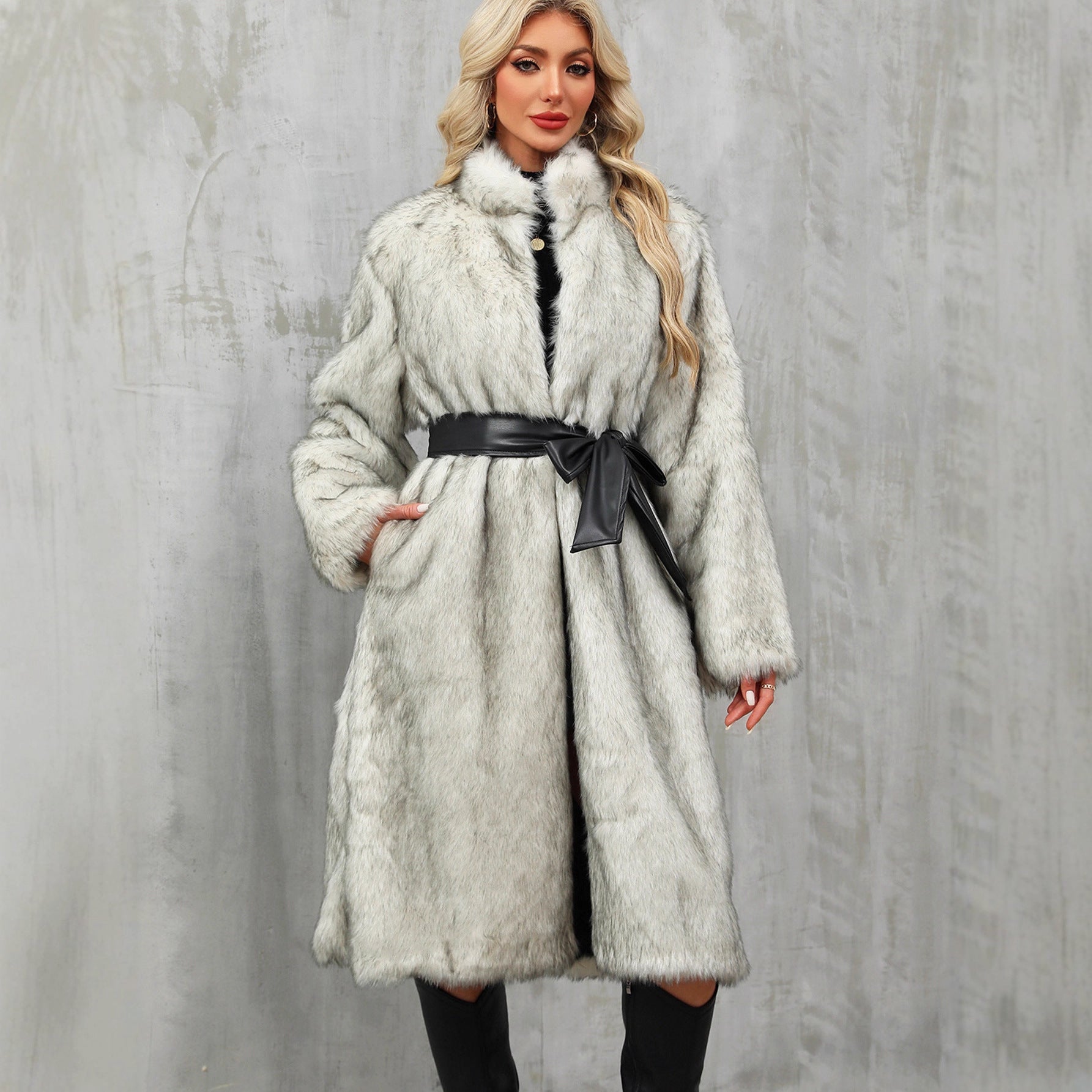 Long faux fur overknee thickened coat in light gray with high collar and black leather belt