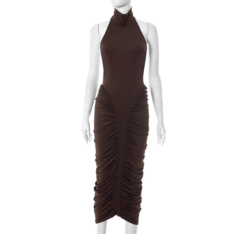 Elegant langry brown ruched halter dress with high neckline