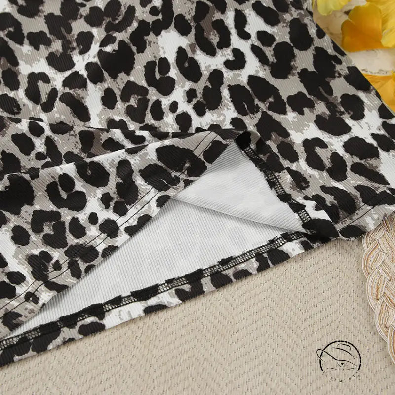 Slim fit leopard print crop top trousers with visible hem