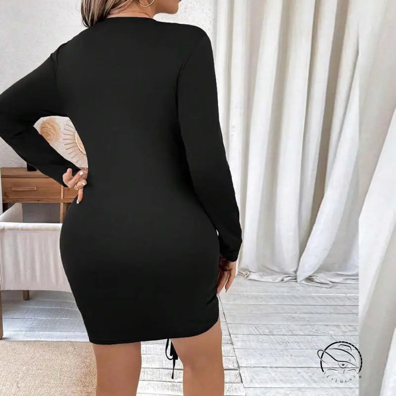 Elegant black long-sleeved high waist hip wrapped dress