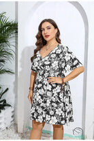 Black and white floral casual V neck loose dress with short sleeves