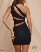 Stunning black one-shoulder cutout langry fashion dress