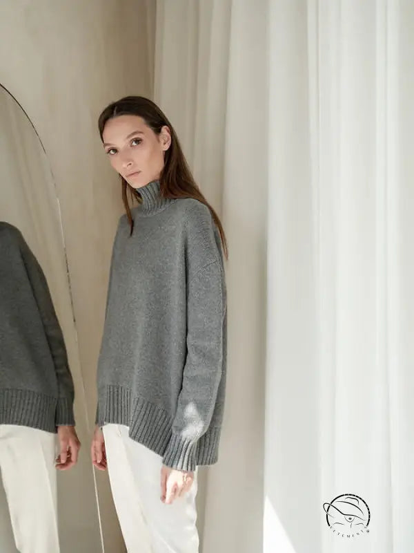 Gray langry winter loose knitwear sweater in wool turtleneck fashion