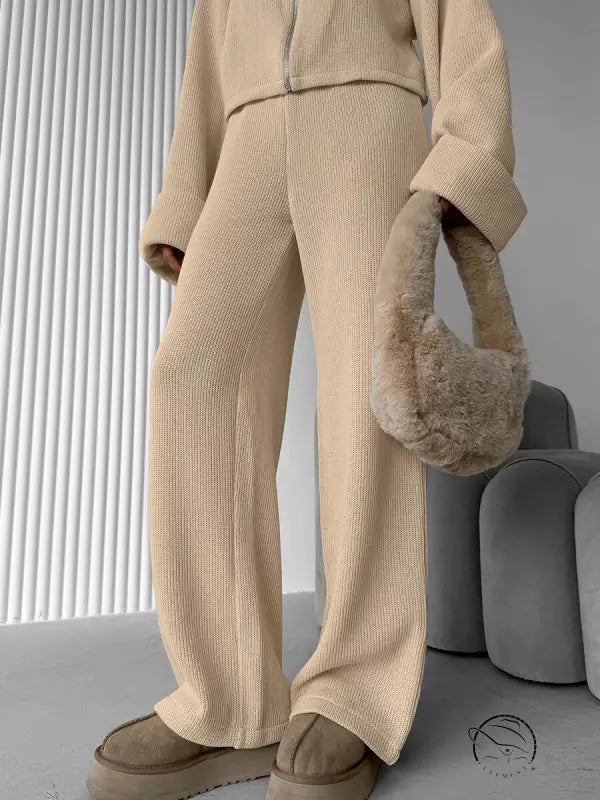 Enchanting langry beige ribbed knit sweater pants set with fur-trimmed bag