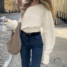 Gentle loose langry fashion top: white off-shoulder sweater with balloon sleeves