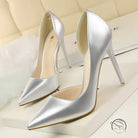 Silver patent leather low cut high heels with pointed-toe stilettos