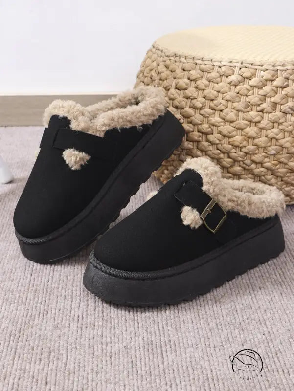 Casual thermal cotton slippers with black platform clogs and faux fur trim in langry fashion