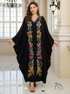 Elegant embroidered Middle East kaftan dress with batwing sleeve length