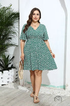 Casual v neck loose dress in green white geometric print