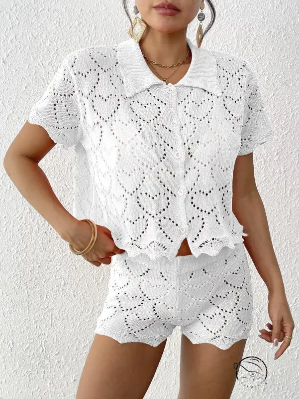 White crochet heart-patterned shorts in beautiful beach sets