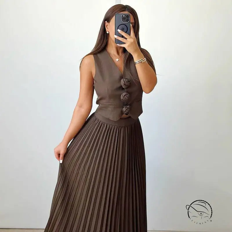 Langry fashion brown vest and pleated skirt set for women