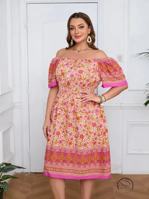 Elegant bohemian dress: plus-size off-shoulder floral print with puff sleeves