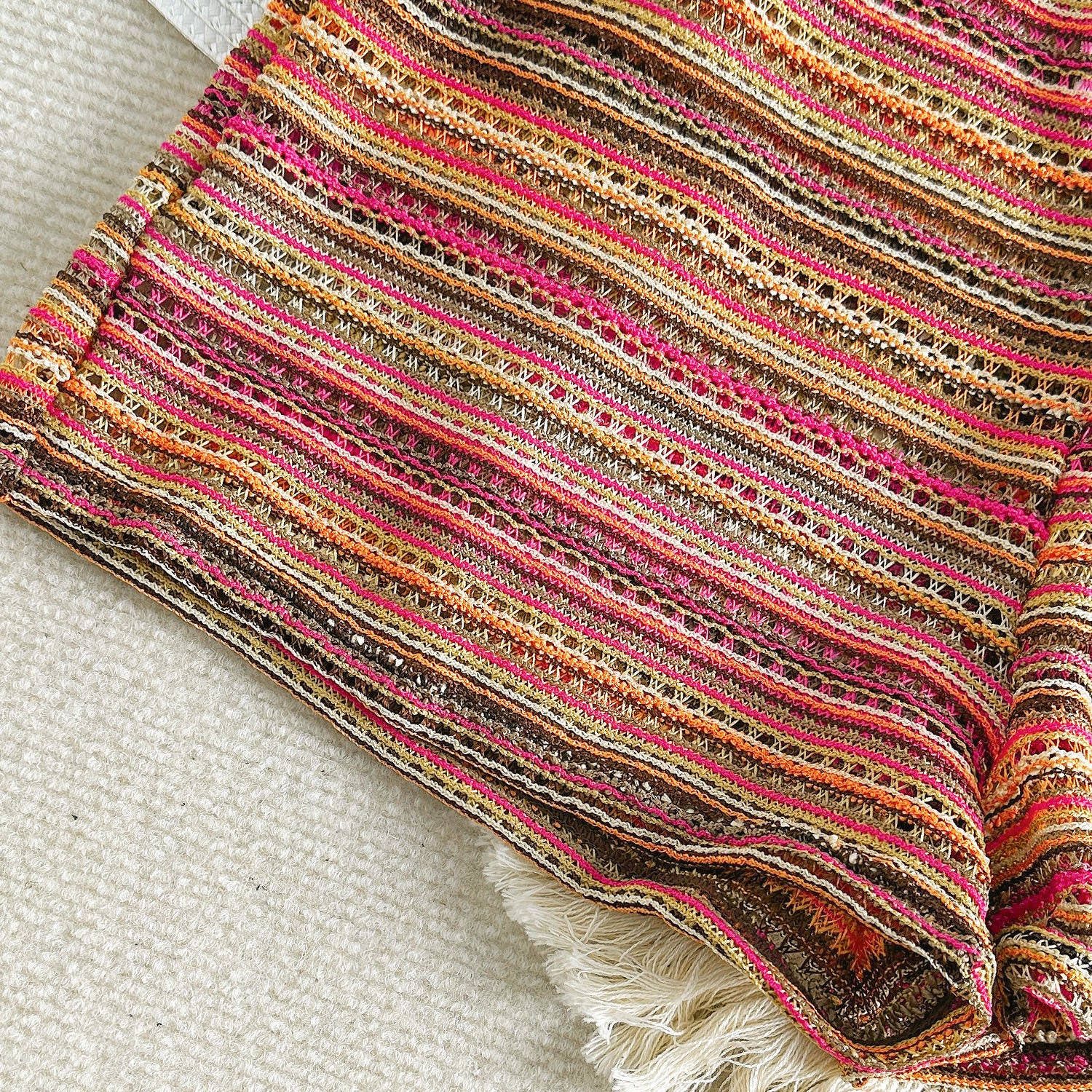 Striped multicolored knitted fabric of the Cute Halter Bikini Knitted Swimsuit fashion ملابس