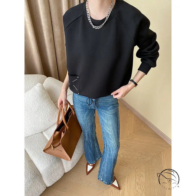 Langry casual embroidery sweatshirt in black with silver stitching