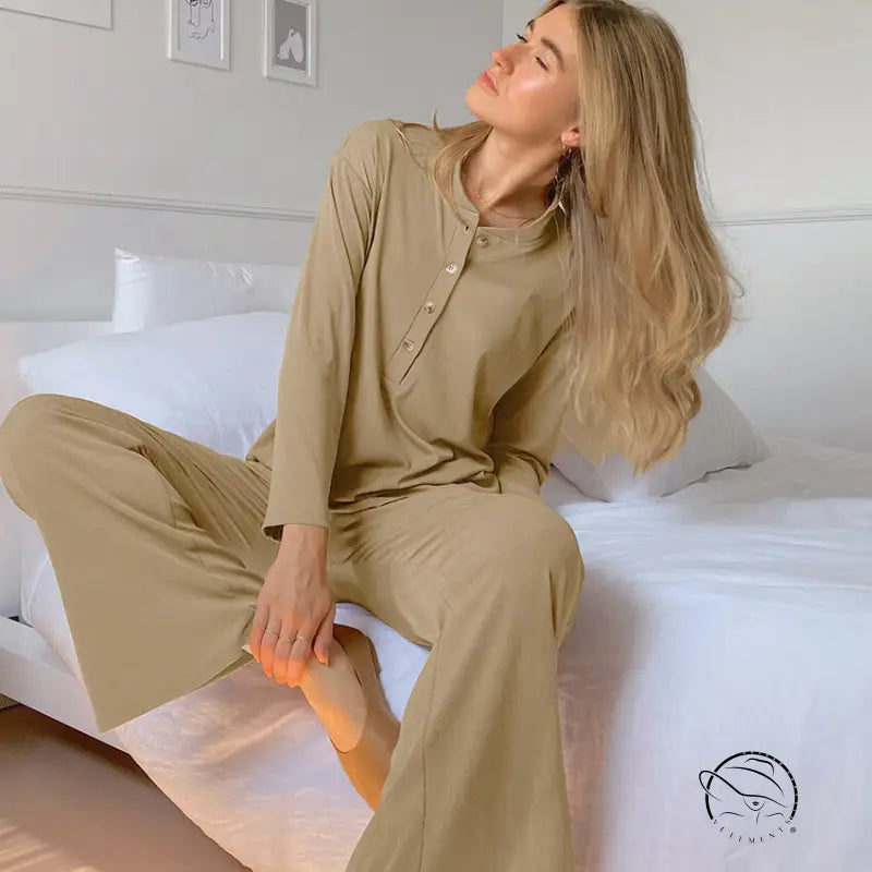 Knitted stripe comfortable long-sleeved tan Henley pajama set