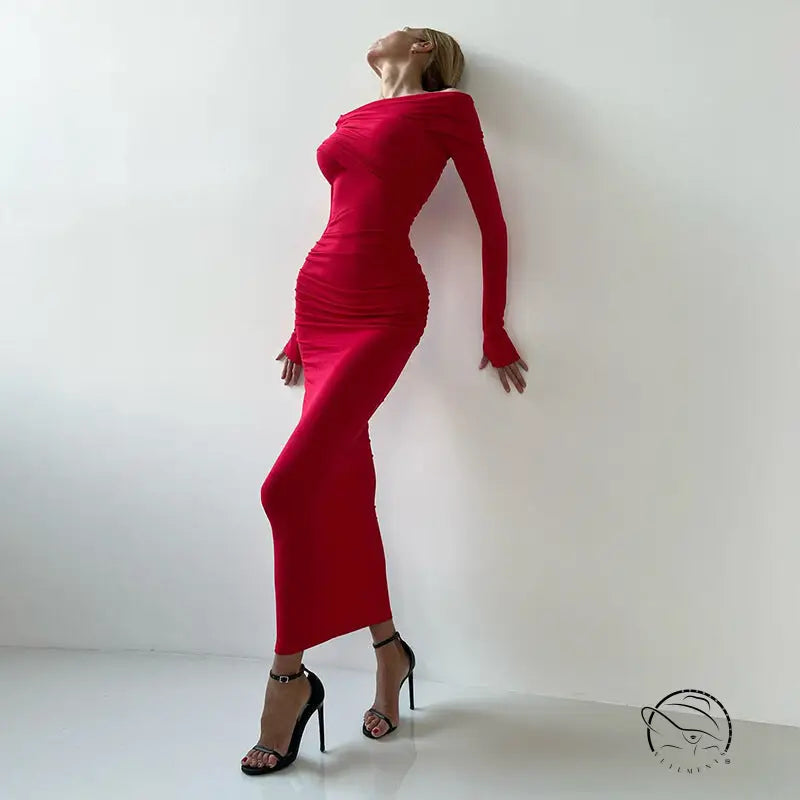 Elegant retro red long-sleeved form-fitting langry fashion dress