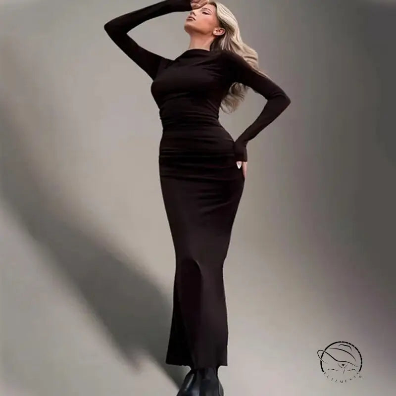 Elegant long-sleeved black bodycon maxi dress in langry fashion