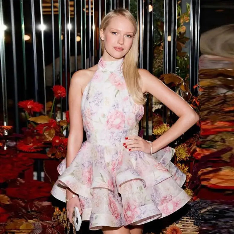 Exquisite short halter dress with pink white floral ruffles in langry fashion