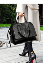 Crocodile Pattern Stylish Shoulder Handbag