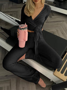 Pink insulated tumbler with silver lid and handle for langry fashion ملابس