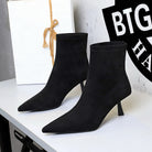 Langry fashion black suede ankle boots with pointed toes and low heels