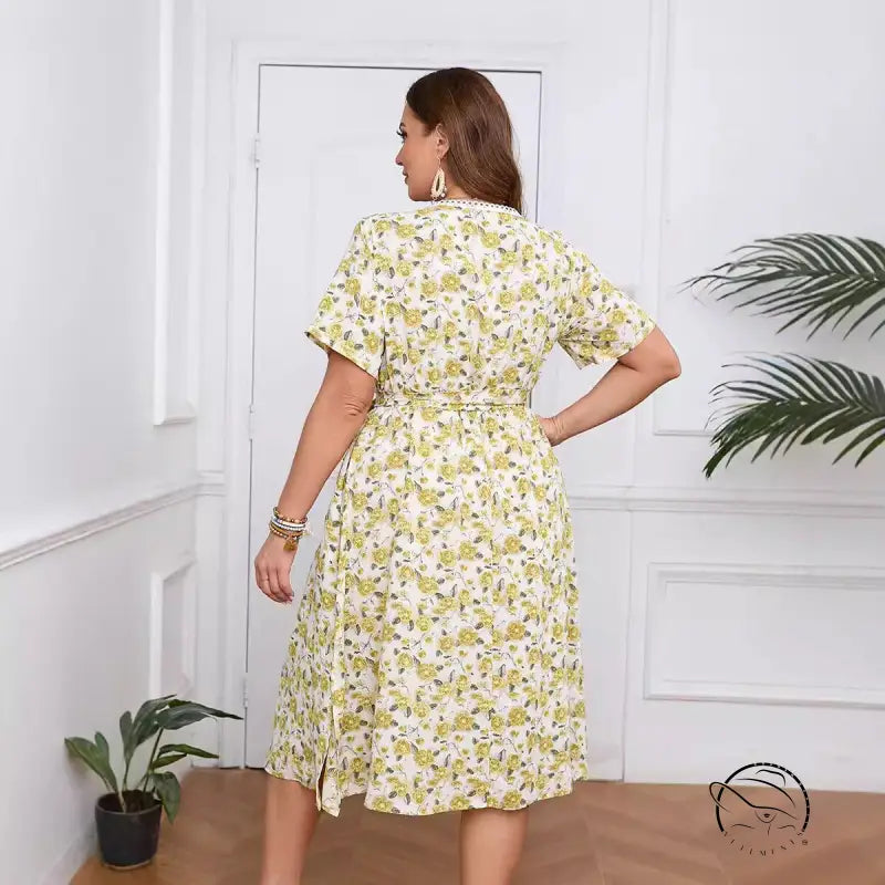 Boho lace floral dress with knee-length sleeves and tie waist