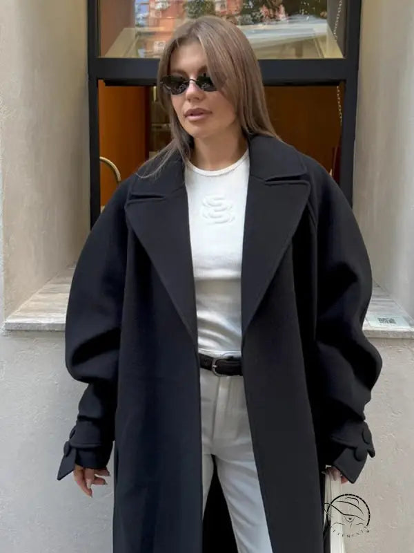 Langry fashion black oversized woolen coat with wide lapels and voluminous sleeves