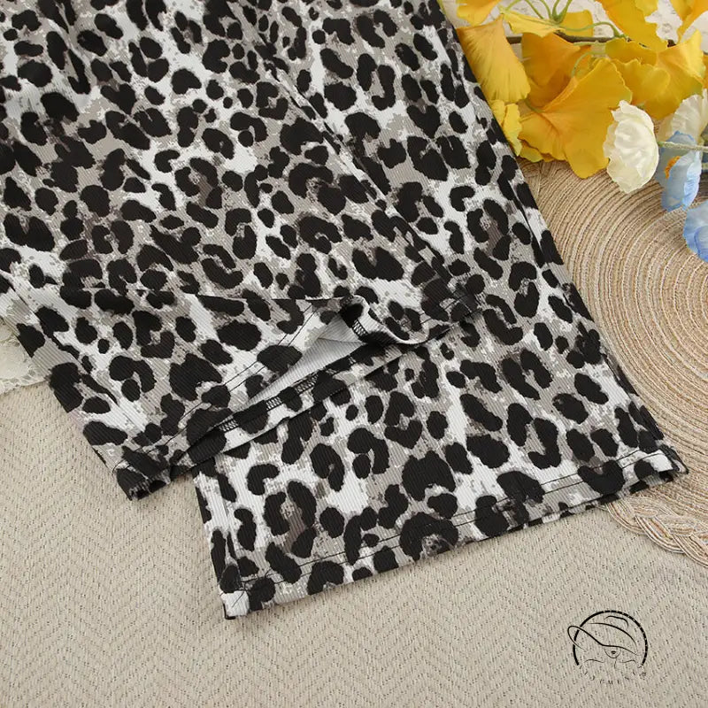 Slim fit leopard print crop top trousers pajamas set with slit hem