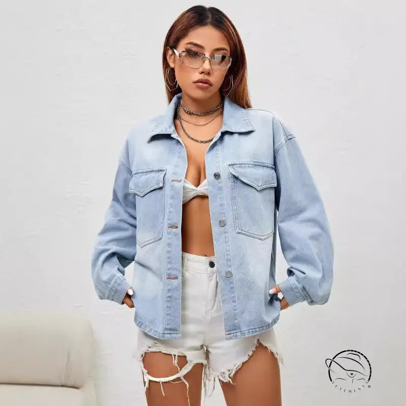 Fashionable loose light wash oversized denim coat with front pockets