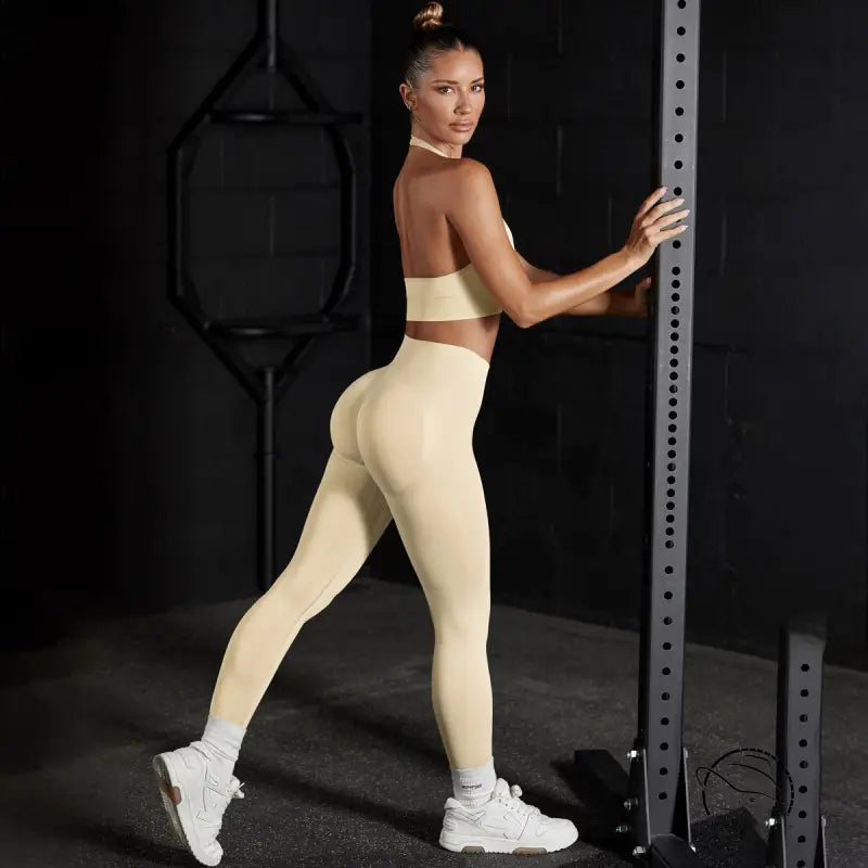 Seamless Beauty Back Bra Vest Shorts Peach Hip Yoga Clothes Sports Running Fitness Pants