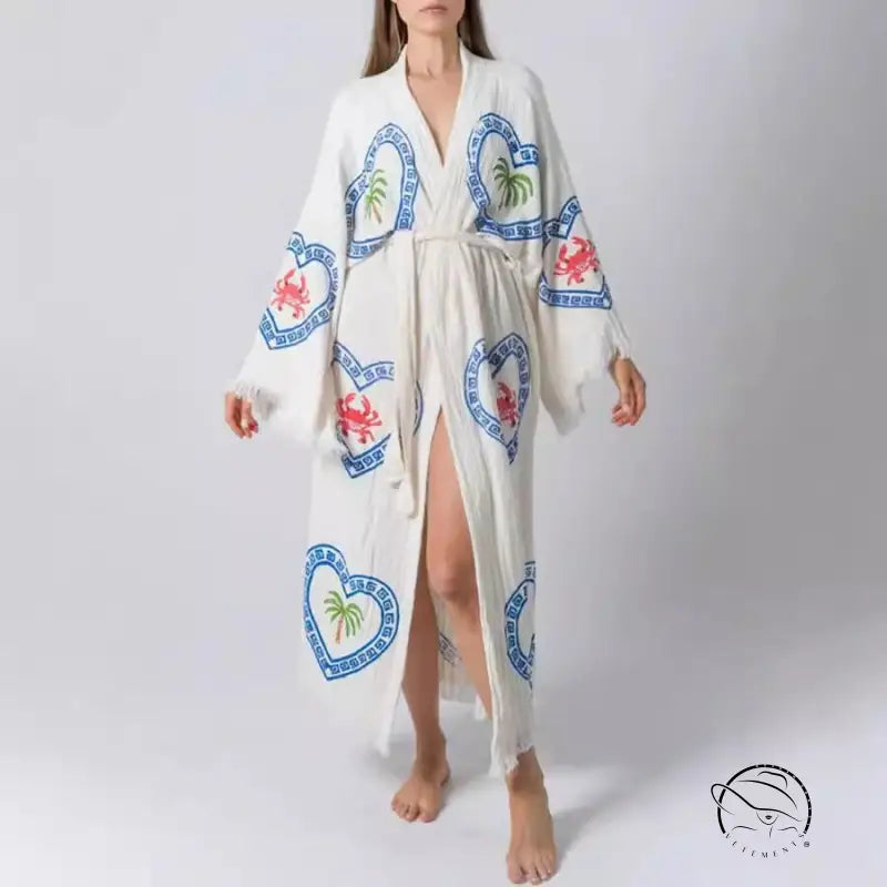 Loose positioning printed coat with white robe, blue hearts, green palm tree, red crab