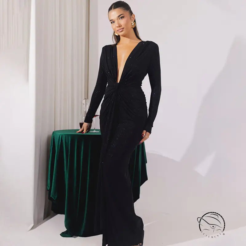 Elegant black long-sleeved slit slim fitting dress