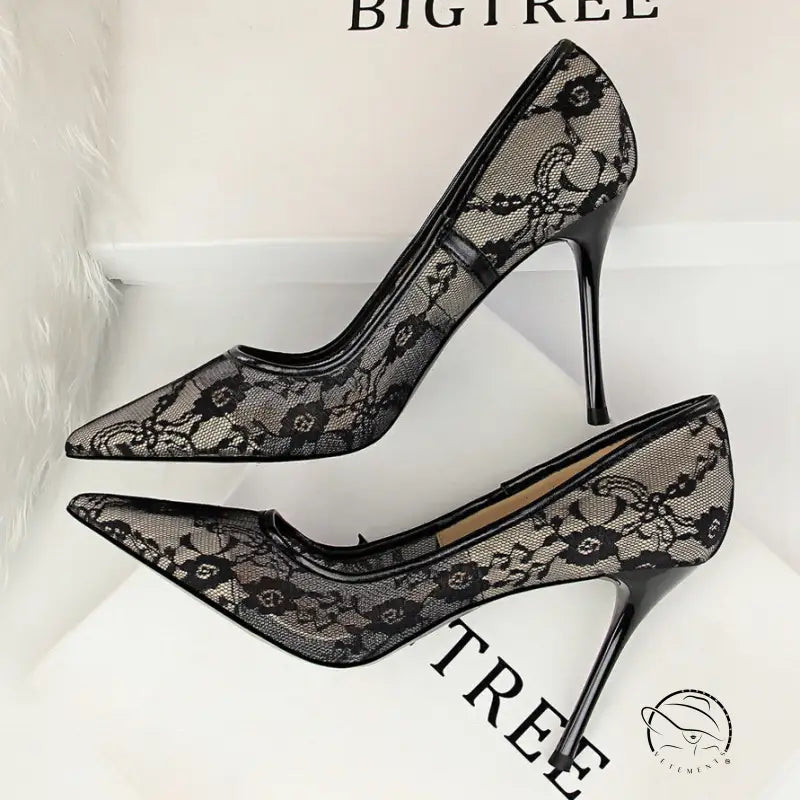 Elegant langry black lace stiletto heels with pointed toe design