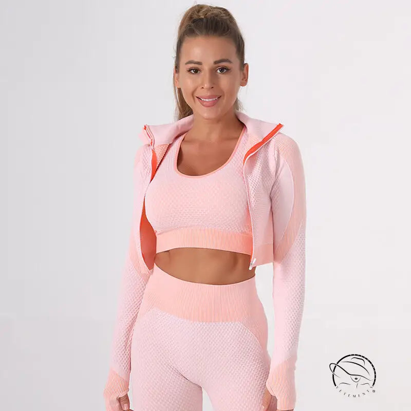Seamless Yoga Workout Outfit Three Piece Set