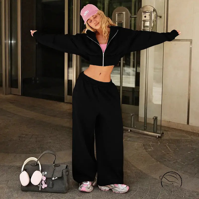 Langry fashion black cropped zip-up hoodie with pink trim and cap