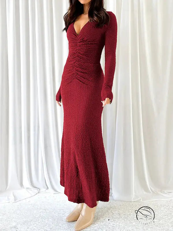 Beautiful burgundy knitted dress, maxi style