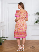 Elegant bohemian dress: plus-size puff sleeve with floral pattern and smocked waist