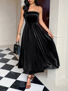 Elegant langry black strapless velvet tube top maxi dress with pleated skirt and purse