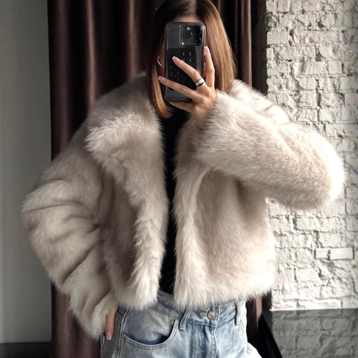 Warm Langry faux fur baggy coat with plush beige texture